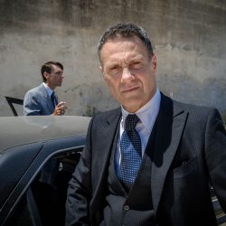 "Storia di una famiglia per bene 2" regia  Stefano Reali - 11 Marzo Cinemat. Giuseppe Zeno, Simona Cavallari, Federica Torchetti, Vanni Bramati, Alex Lorenzin, Alessandro Pess, Marco Falaguasta, Elia Marangon, Sonia Aquino, Chiara Vinci, Matilde Sofia Fazio, Walter Anemolo, Giuliano Soprano, Giovanni Menga, Elena Cantarone, Vito Mancini, Alessio Gallo, Eugenio Ricciardi, Pierfrancesco Nacca, Angelo Libri, Domenico Mancini, Denny Mendez, Lisa Angelillo, Margareth Madè, Monica Dugo, Pierluigi Corallo