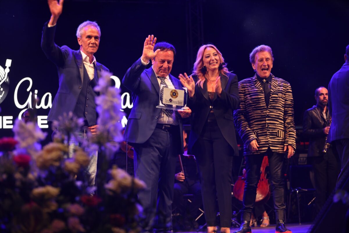 Premio Ravera 2025 con Carlo Conti 1